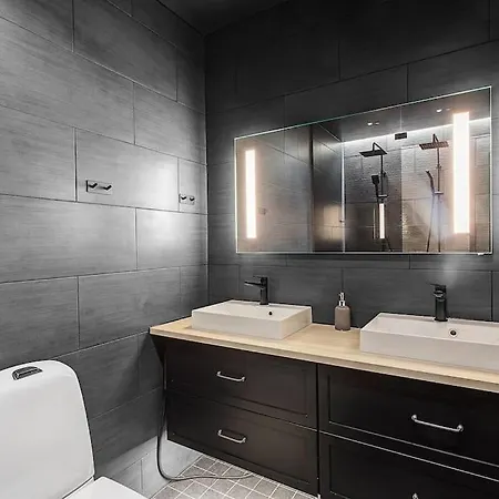 Padel - Premium Lakeside & Grounds Lohja