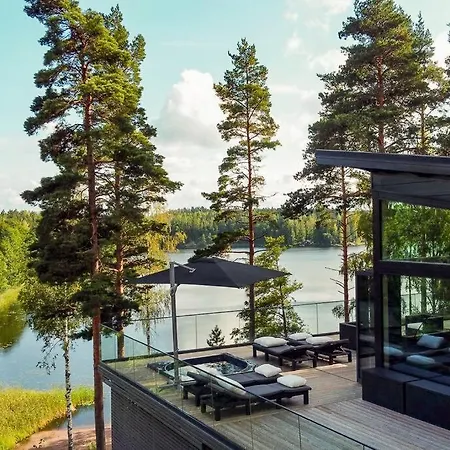 Βίλα Padel - Premium Lakeside & Grounds