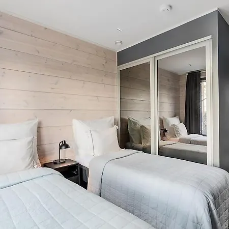 Padel - Premium Lakeside & Grounds Lohja