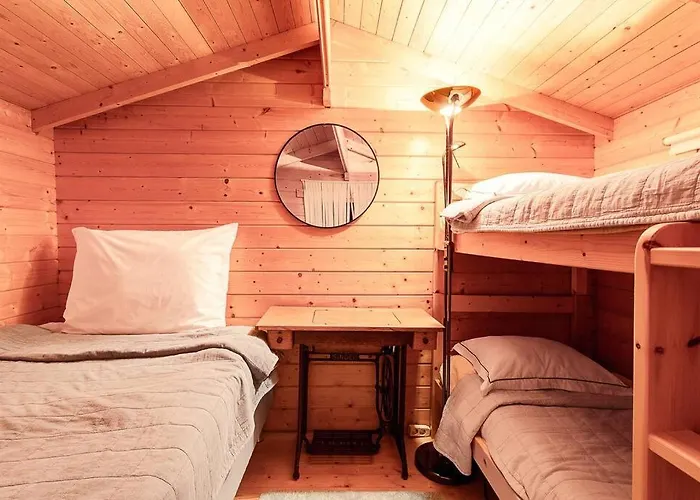 Padel - Premium Lakeside & Grounds Lohja