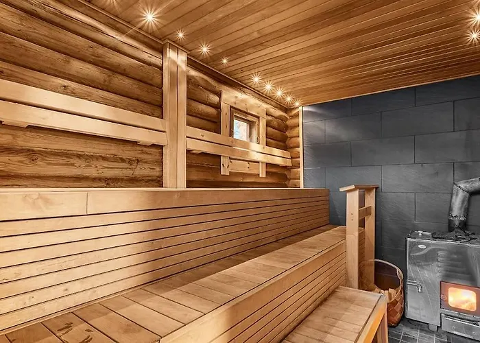 Padel - Premium Lakeside & Grounds